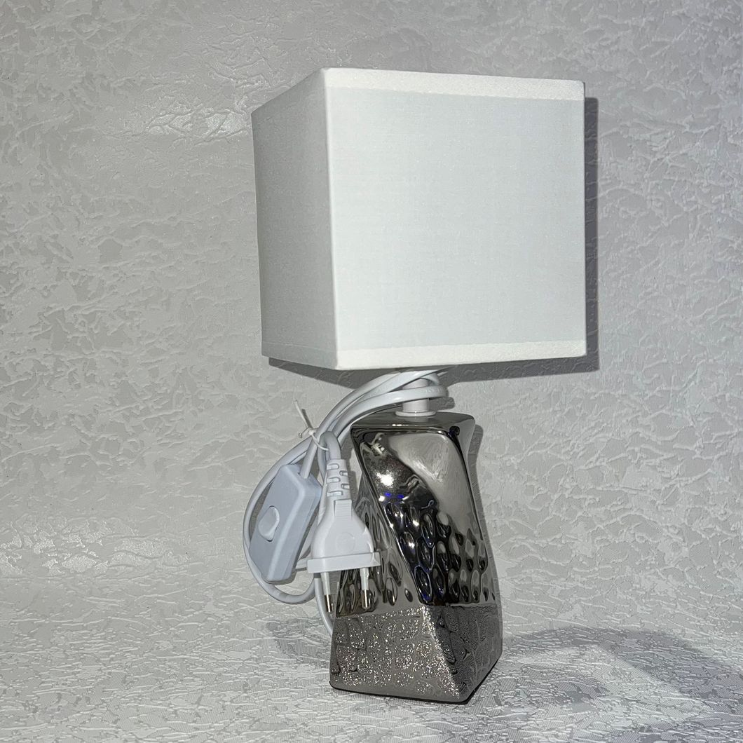 Лампа настільна, 1 лампа, висота лампи - 29 см, діаметр абажура - 12 див., Білий, Білий
