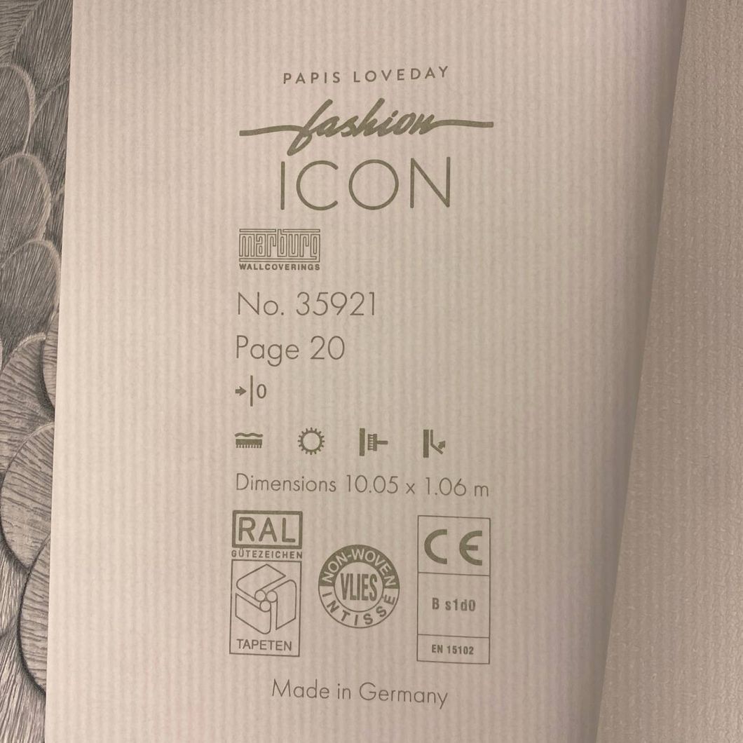 Обои виниловые на флизелиновой основе Marburg Papis Loveday Fasion Icon голубые 1,06 х 10,05м (35921)