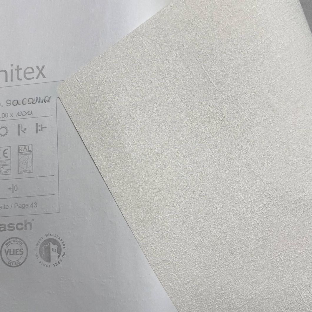 Шпалери вінілові на флізеліновій основі Rasch Unitex світло бежеві 1,06 х 10,05м (990256)