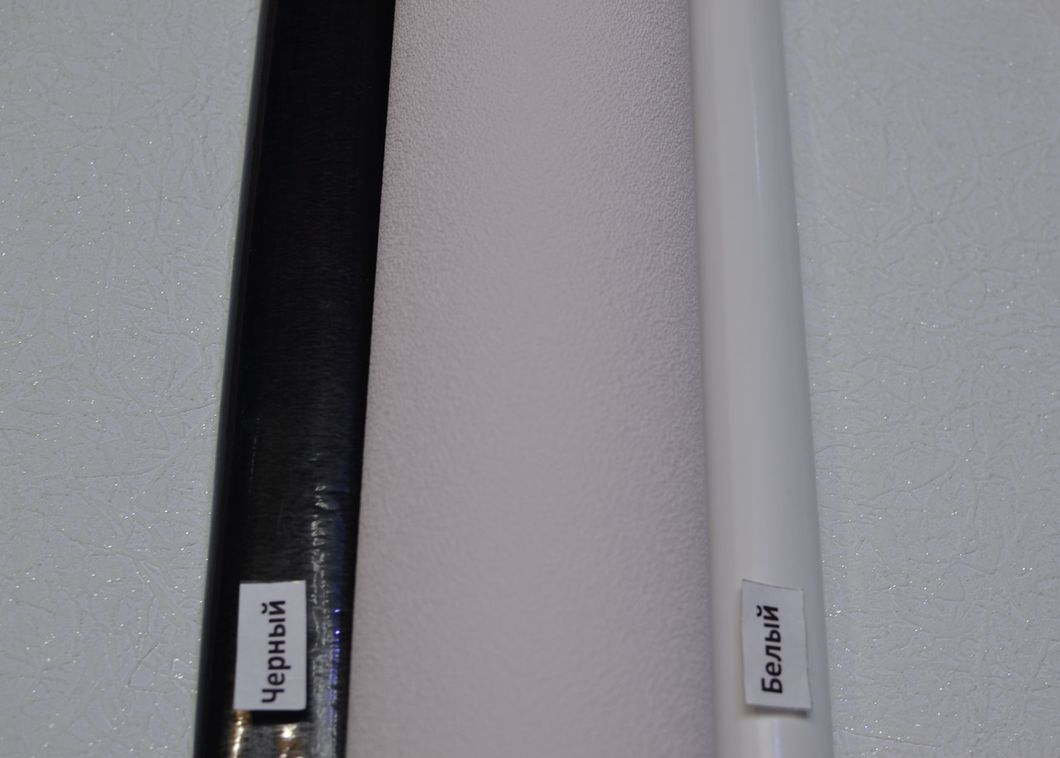 Обои виниловые на флизелиновой основе Палитра Family FM розовый 1,06 х 10,05м (71144-25),