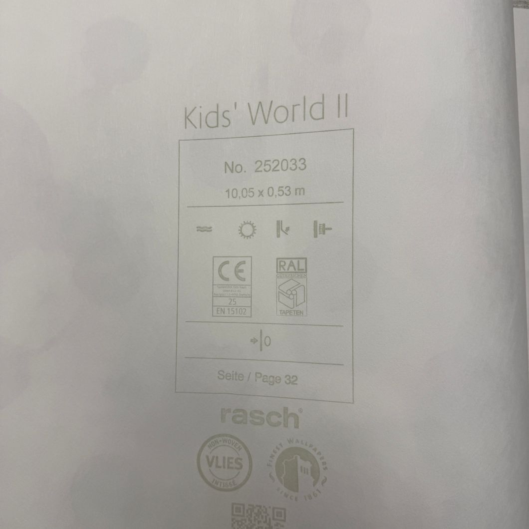 Обои виниловые на флизелиновой основе белые Rasch Kids' World 2 0,53 х 10,05м (252033)