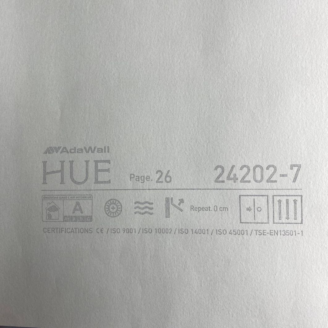 Обои виниловые на флизелиновой основе AdaWall Hue светло-бежевые 1,06 х 10,05м (24202-7)