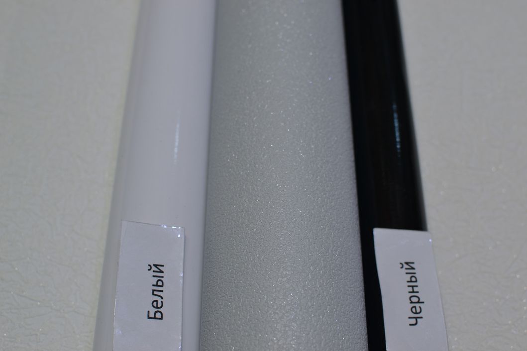 Обои виниловые на флизелиновой основе Bravo серый 1,06 х 10,05м (81126BR15)