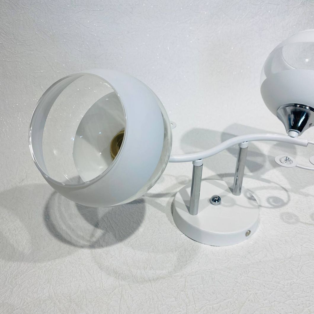 Люстра 2 лампы, белая в гостиную, спальню стекло в классическом стиле (XA1458B/2), Белый, Белый