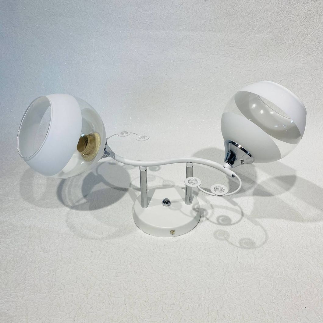 Люстра 2 лампы, белая в гостиную, спальню стекло в классическом стиле (XA1458B/2), Белый, Белый