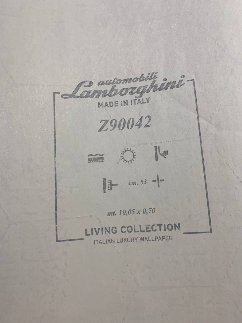 Шпалери вінілові на флізеліновій основі Zambaiti Parati Lamborghini 2 бежевий 0,70 х 10,05м (Z90042)