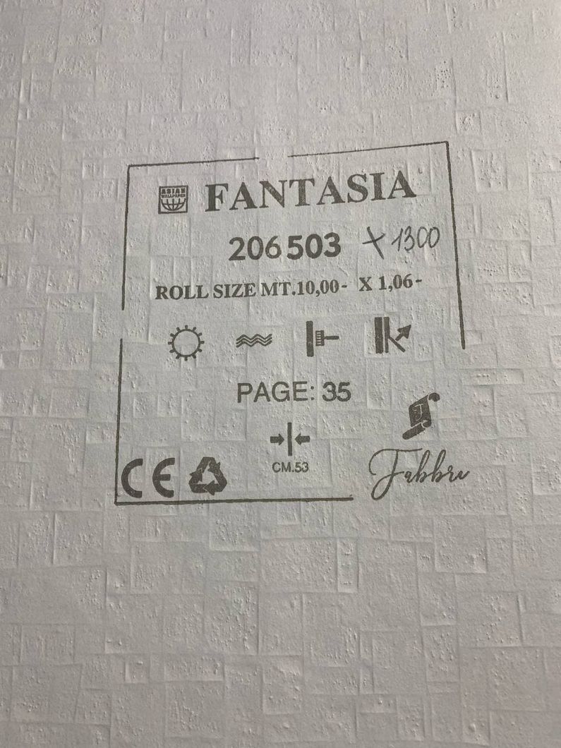Обои виниловые на флизелиновой основе Wiganford Fantasia золотистый 1,06 х 10,05м (206503)