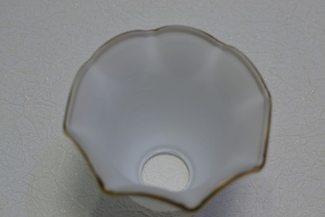 Плафон люстри, діаметр верхнього отвору 3,5 см, висота 11 см, Білий, Білий