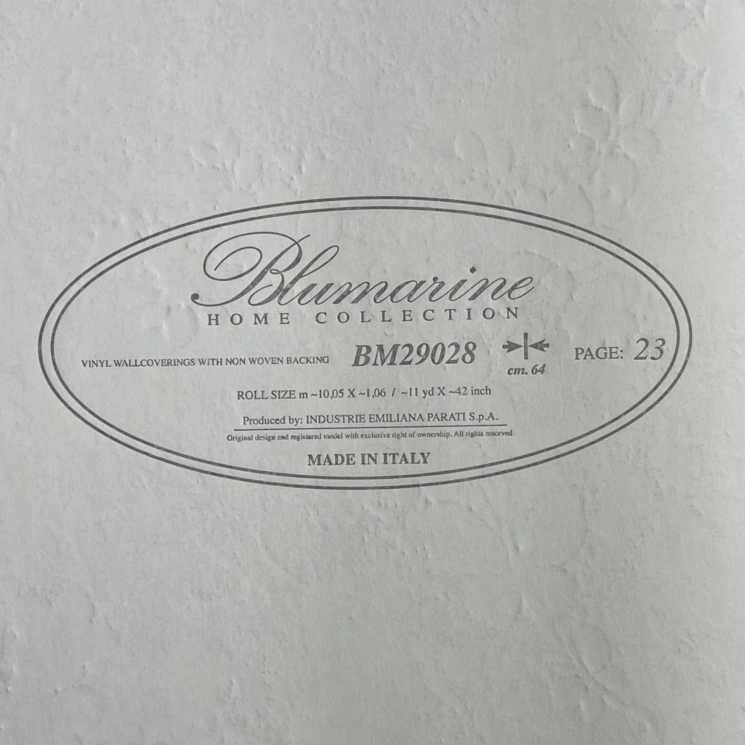 Обои виниловые на флизелиновой основе белый Blumarine 5 (Emiliana Parati) 1,06 х 10,05м (29028)