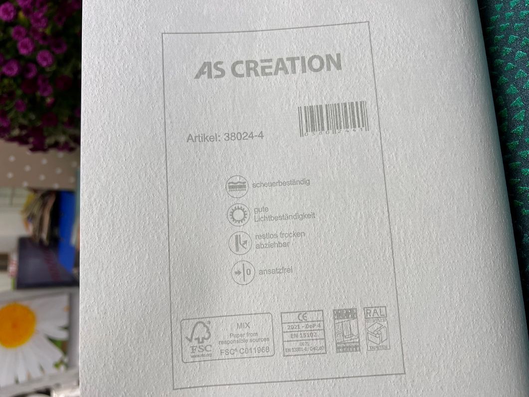 Шпалери вінілові на флізеліновій основі AS Creation Cuba зелений 0,53 х 10,05м (38024-4)