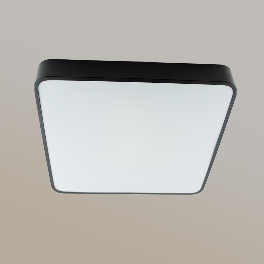 Керована світлодіодна люстра ONIX 90W S ON/OFF 500x500x50-BLACK-220-IP20, Чорний