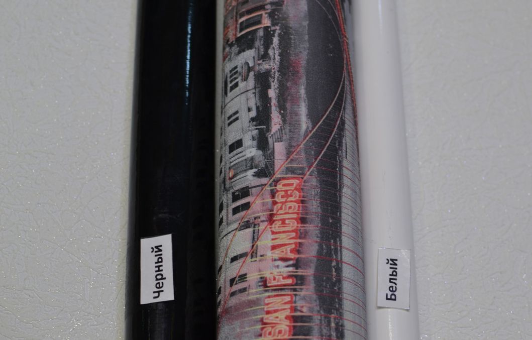 Обои виниловые на флизелиновой основе Палитра P&P Сан-Франциско красный 1,06 х 10,05м (71356 - 45)
