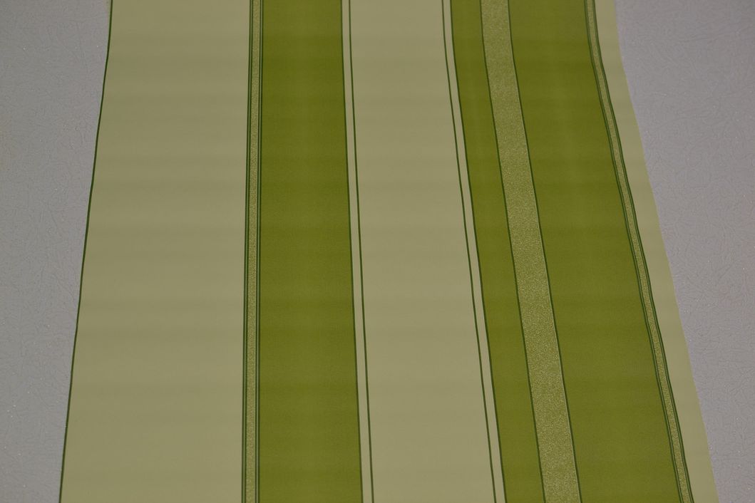 Обои бумажные Вернисаж зелёный 0,53 х 10,05м (782 - 09)