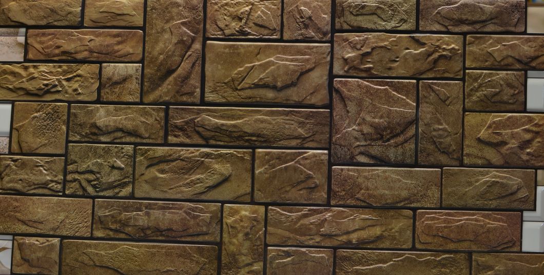 Панель стеновая декоративная пластиковая камень ПВХ "Пиленый Настоящий Коричневый" 978 мм х 496 мм (ПНК1), Коричневый, Коричневый