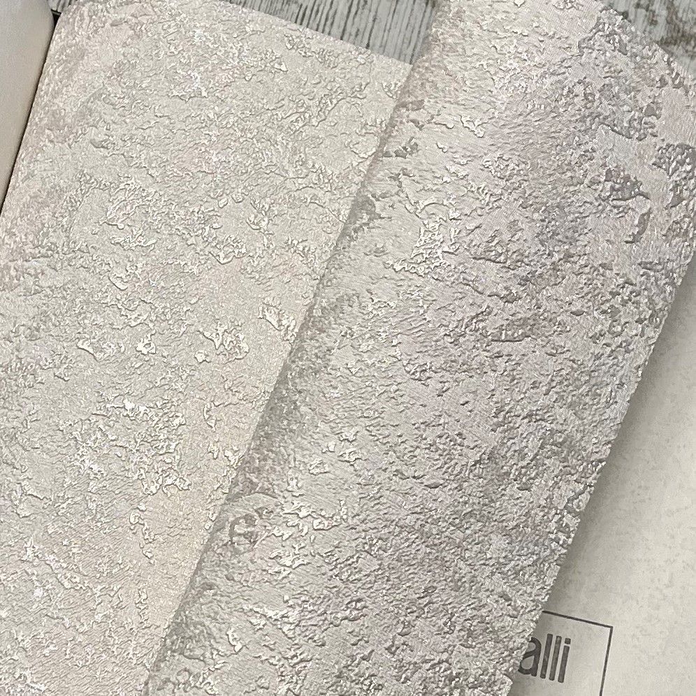 Обои виниловые на флизелиновой основе Wallpaper Roberto Cavalli Home белый 1,06 х 10,05м (RC19052), Белый, Белый, Шостка, Черноморск, Черновцы, Чернигов, Черкассы, Червоноград, Хмельницький, Харків, Умань, Ужгород, Тернополь, Сумы, Стрый, Ровно, Прилуки, Полтава, Первомайск, Павлоград, Одесса, Новомосковск, Новоград-Волынский, Нововолынск, Никополь, Николаев, Нежин, Мукачево, Львов, Луцк, Кропивницкий, Кривой Рог, Кременчуг, Коростень, Конотоп, Коломыя, Ковель, Каменское, Каменец-Подольский, Калуш, Измаил, Ивано-Франковск, Запорожье, Житомир, Дрогобыч, Днепр, Горишние Плавни, Винница, Бровары, Бердичев, Белая Церковь, Александрия, Красивые, +