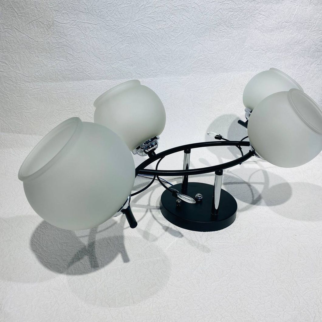 Люстра 4 лампы, черная в гостиную, спальню стекло в классическом стиле (KC004-4 CR+BK+WT), Черный, Черный