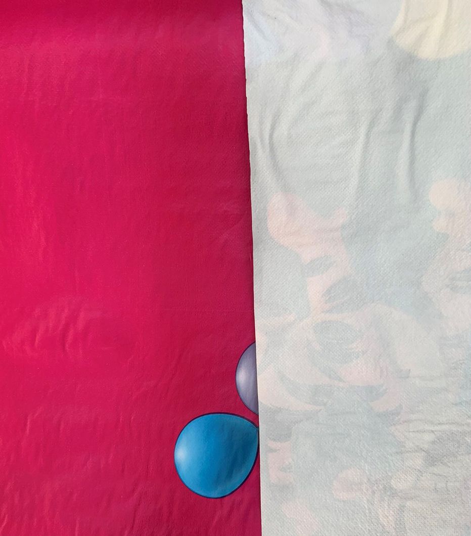 Клеенка на стол ПВХ на нетканной основе квадрат Винни Пух разноцветный 1,37 х 1м (100-224), Разноцветный, Разноцветный