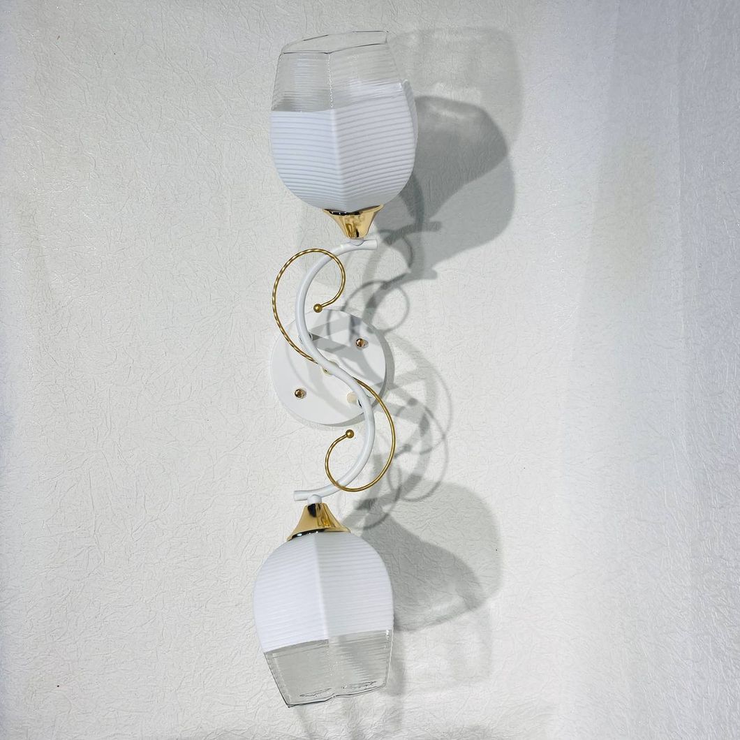 Люстра 2 лампы, белая в гостиную, спальню стекло в классическом стиле (N5009/2), Белый, Белый