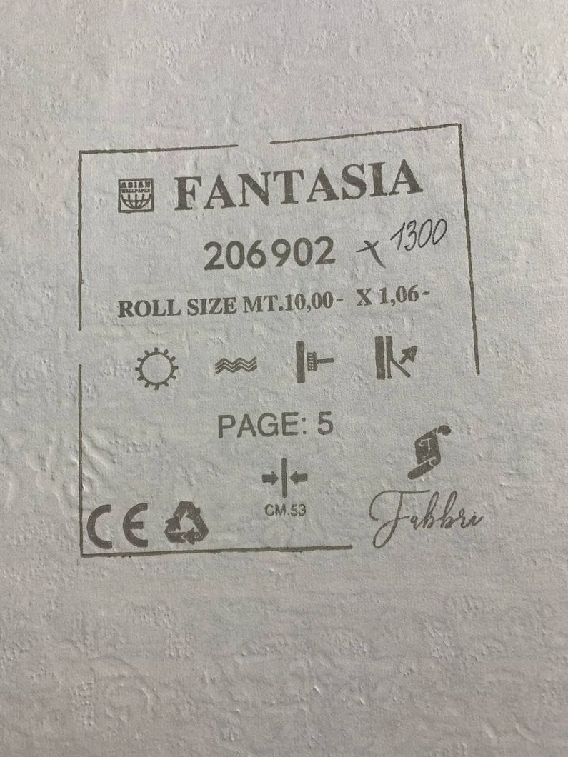 Обои виниловые на флизелиновой основе Wiganford Fantasia темно-бежевый 1,06 х 10,05м (206902)