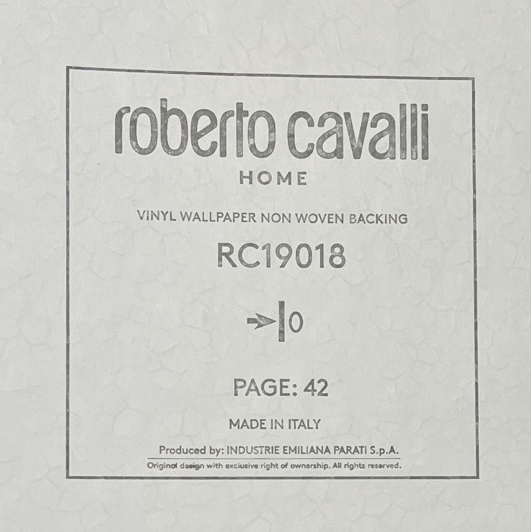 Обои виниловые на флизелиновой основе Wallpaper Roberto Cavalli Home бежевый 1,06 х 10,05м (RC19018), Бежевый, Бежевый, Шостка, Черноморск, Черновцы, Чернигов, Черкассы, Червоноград, Хмельницький, Харків, Умань, Ужгород, Тернополь, Сумы, Стрый, Ровно, Прилуки, Полтава, Первомайск, Павлоград, Одесса, Новомосковск, Новоград-Волынский, Нововолынск, Никополь, Николаев, Нежин, Мукачево, Львов, Луцк, Кропивницкий, Кривой Рог, Кременчуг, Коростень, Конотоп, Коломыя, Ковель, Каменское, Каменец-Подольский, Калуш, Измаил, Ивано-Франковск, Запорожье, Житомир, Дрогобыч, Днепр, Горишние Плавни, Винница, Бровары, Бердичев, Белая Церковь, Александрия, Красивые
