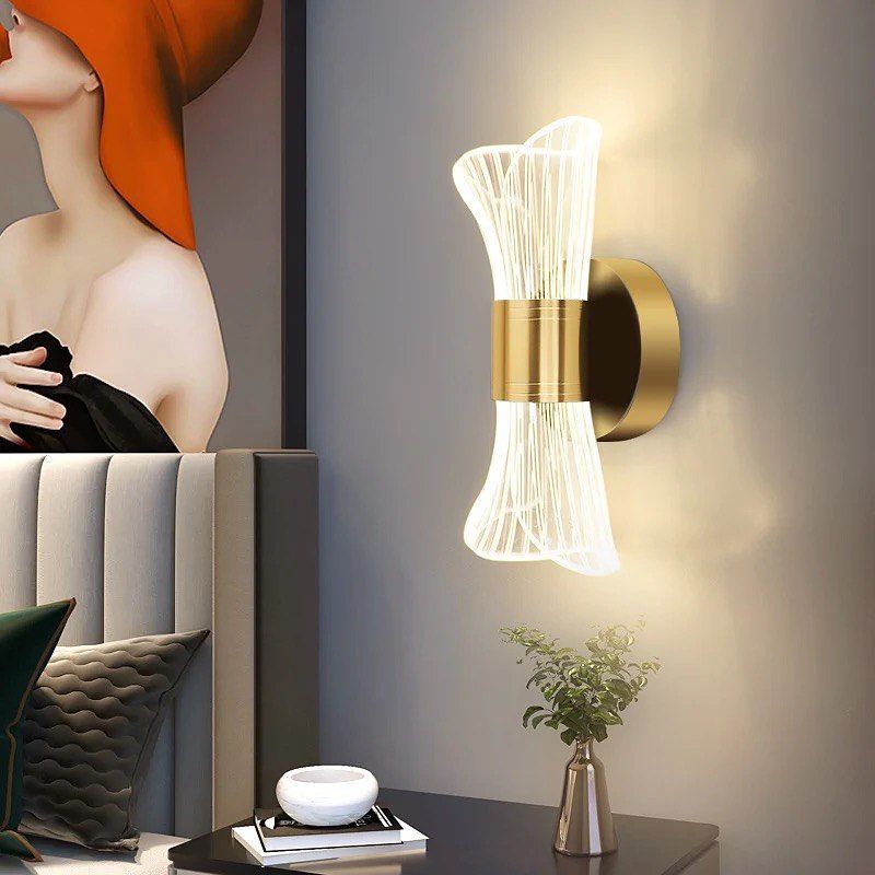 Керований світлодіодний світильник бра DIO 12W 2Y-ON/OFF-215&times;100&times;85-GOLD-230-IP20