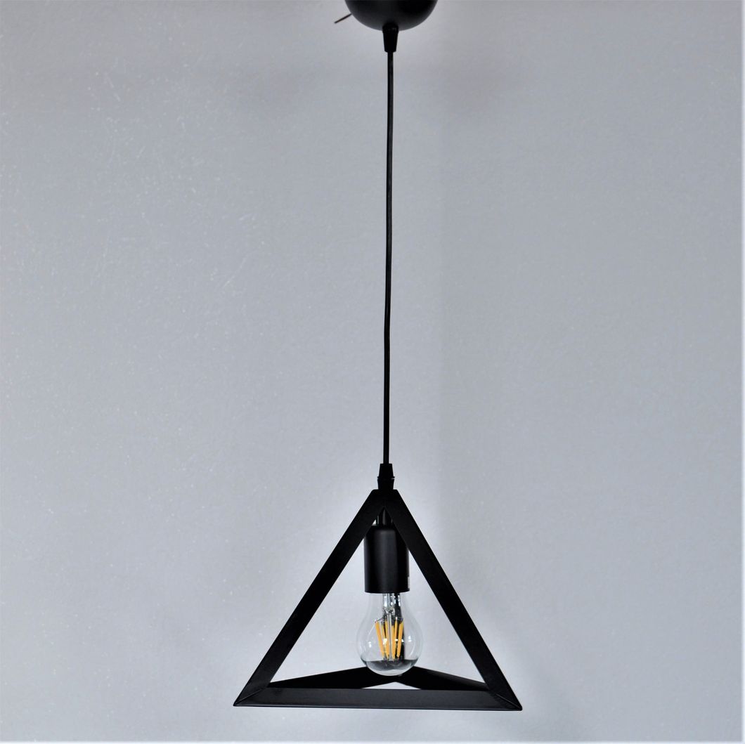  подвесная черная металлическая треугольник 1 лампа —  в .