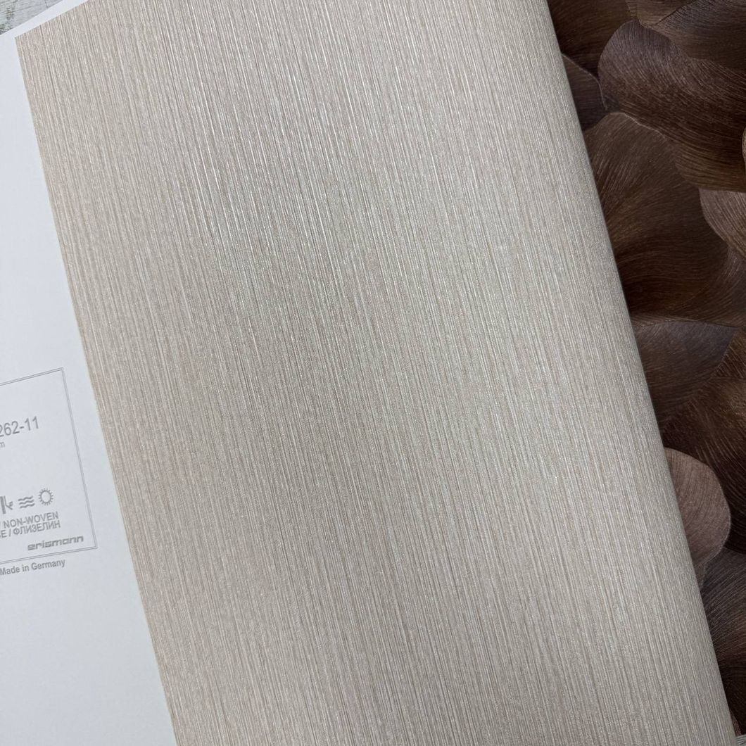 Обои виниловые на флизелиновой основе светло-бежевые Erismann Fashion for Walls 5 1,06 х 10,05м (12258-02)